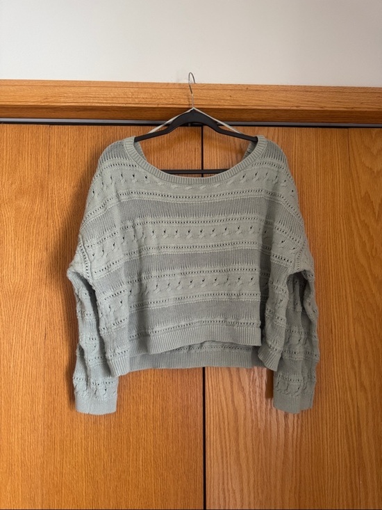 Hollister Sweaters - NWOT HOLLISTER Light Sage Knit Drop-Shoulder Sweater